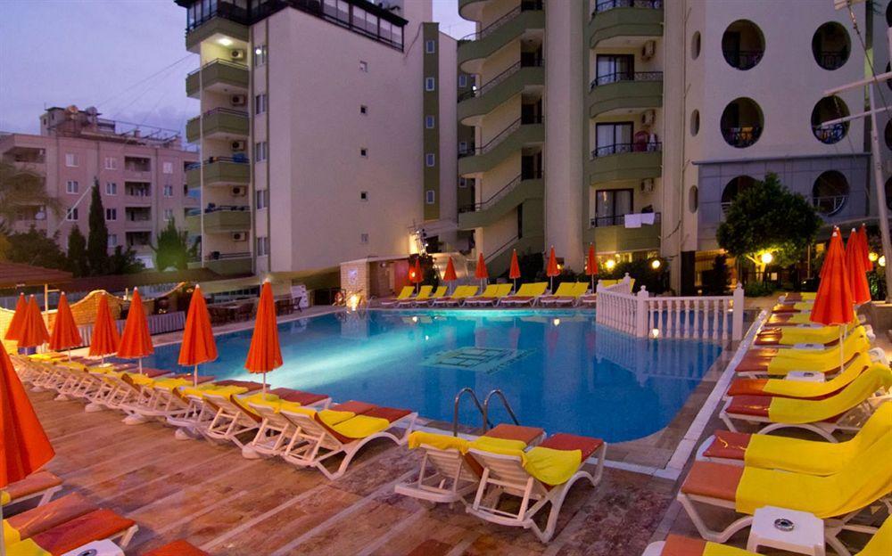 Kaila Krizantem Complex 4*